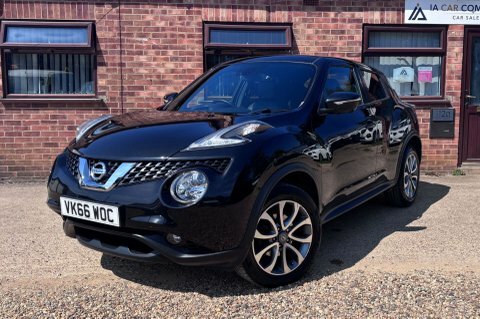 Nissan Juke White #17