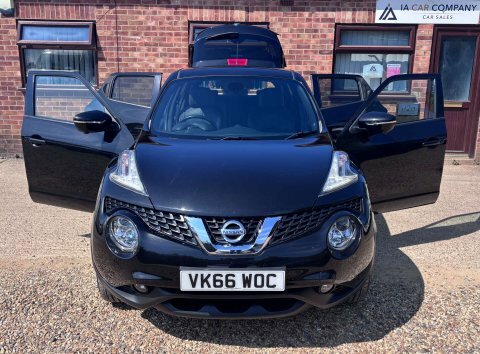 Nissan Juke White #9