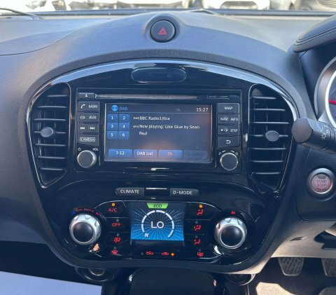 Nissan Juke White #35