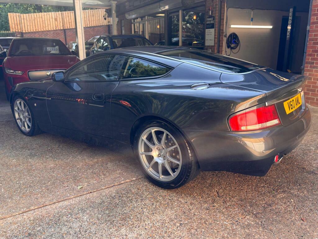 Aston Martin Vanquish V12 Vanquish Silver #7