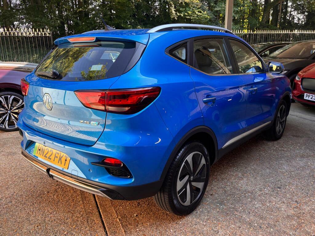 MG ZS 72.6Kwh Trophy Long Range Blue #5