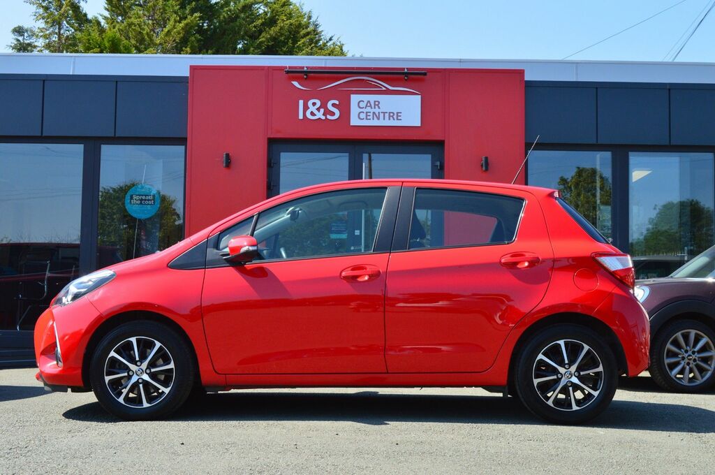 Toyota Yaris Vvt-i Icon Tech Hatchback VK18CXX Red #6