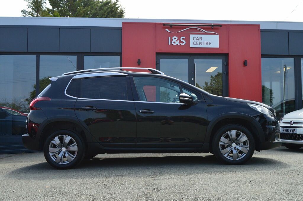 Peugeot 2008 Bluehdi Allure Suv LS66KWE Black #4