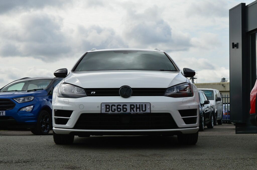 Volkswagen Golf Tsi Bluemotion Tech R BG66RHU White #3