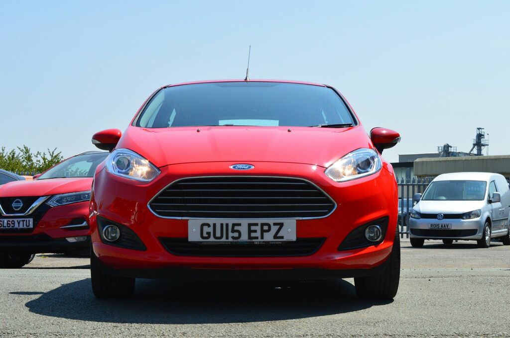 Ford Fiesta Ecoboost Zetec Hatchback GU15EPZ Red #4