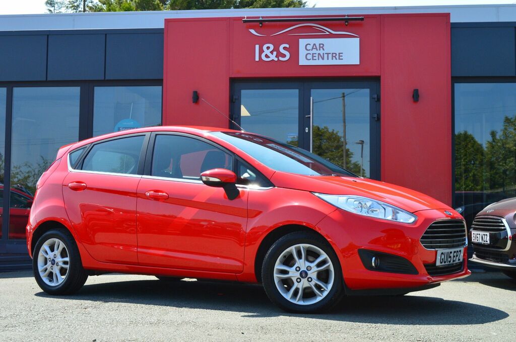 Ford Fiesta Ecoboost Zetec Hatchback Red