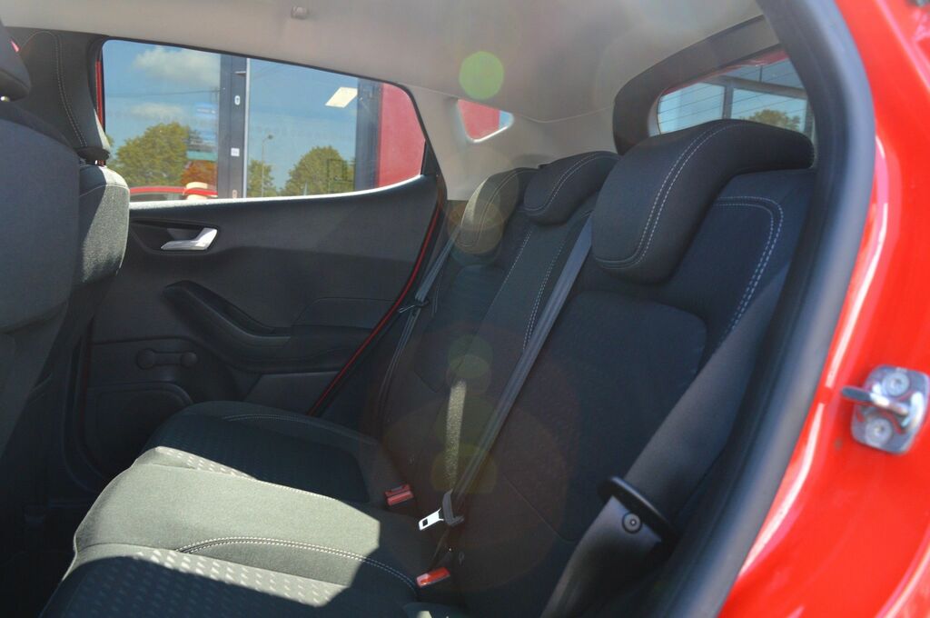 Ford Fiesta Titanium White #12