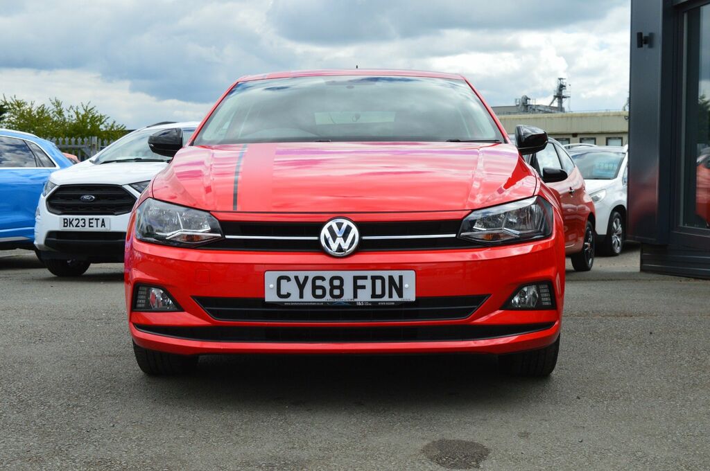 Volkswagen Polo Evo Beats Hatchback Red #6