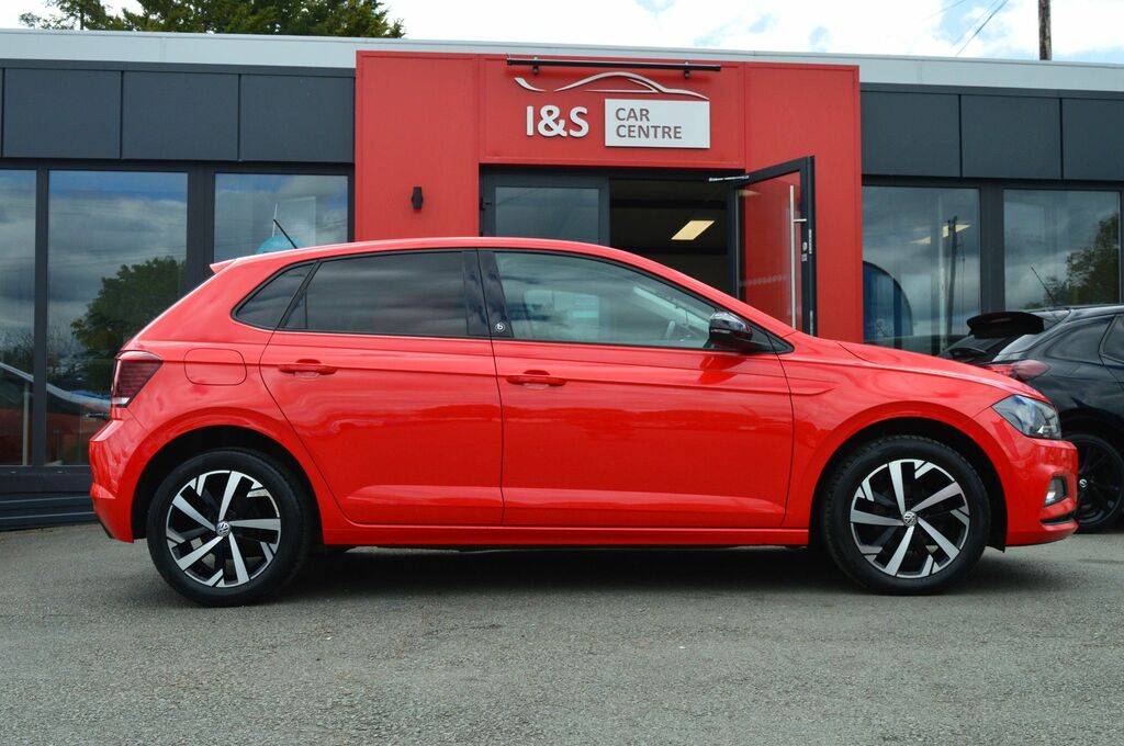 Volkswagen Polo Evo Beats Hatchback Red #3