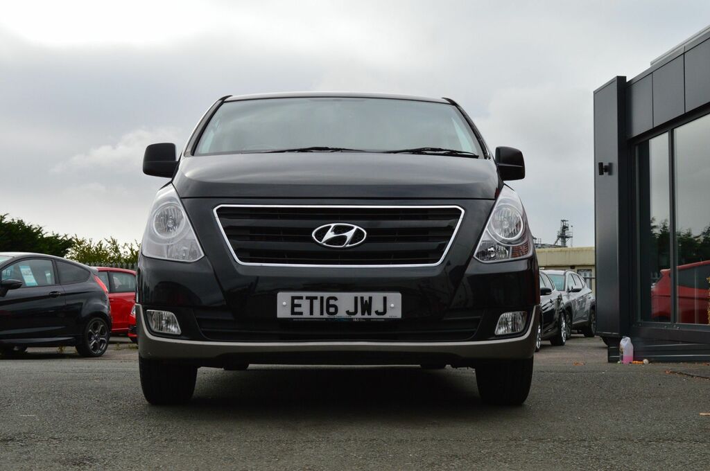 Hyundai I800 Crdi Se Mpv Black #3