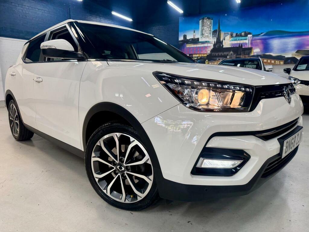 SsangYong Tivoli Suv 1.6 E-xgi Ultimate Euro 6 Ss 201868 White