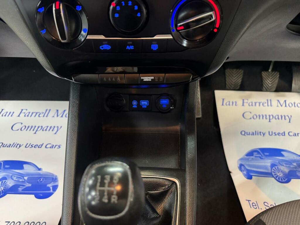 Hyundai I20 Hatchback Blue #30