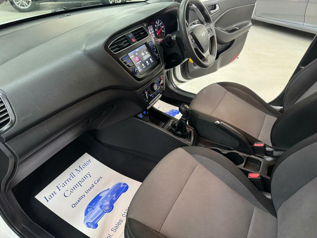 Hyundai I20 Hatchback Blue #15
