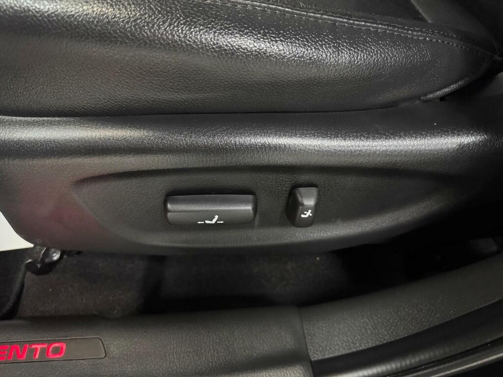 Kia Sorento Silver #22