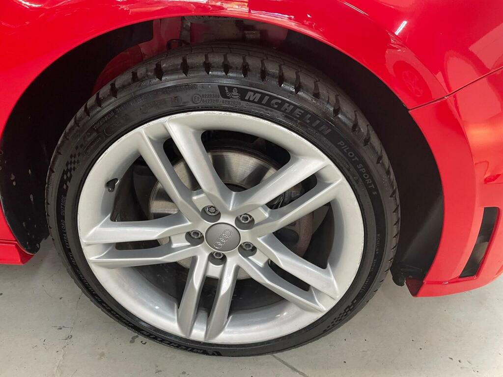 Audi A1 1.4 Tfsi Sport 122 Bhp White #24
