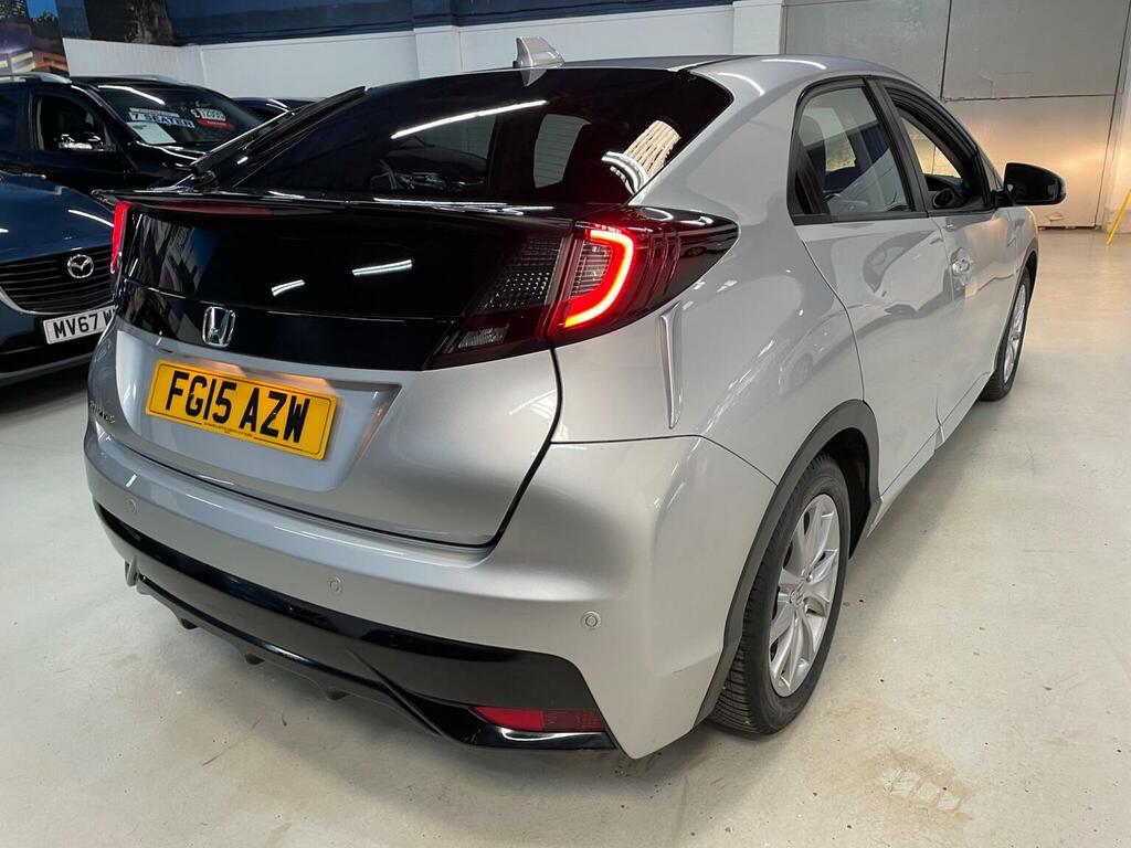 Honda Civic Hatchback 1.6 I-dtec Se Plus Navi Euro 5 Ss 5 Silver #6