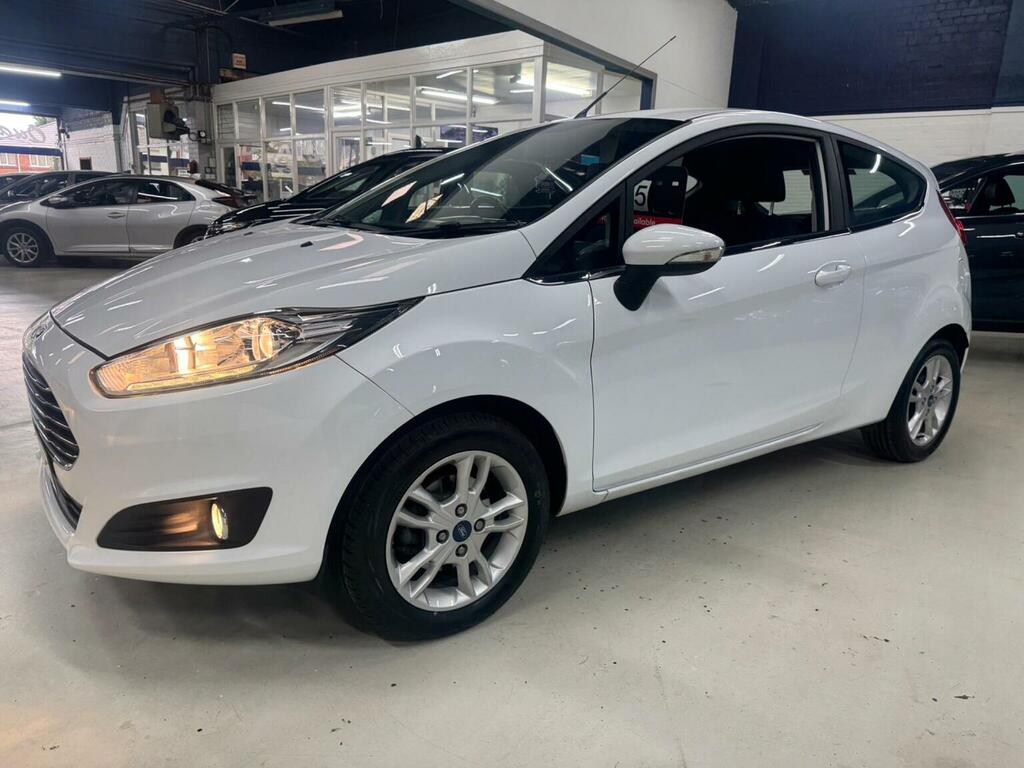 Ford Fiesta Hatchback 1.25 Zetec Euro 6 201666 White #5