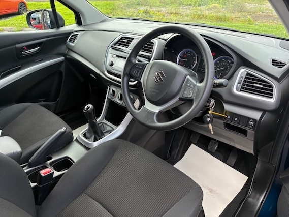 Suzuki SX4 S Cross Manual  #12