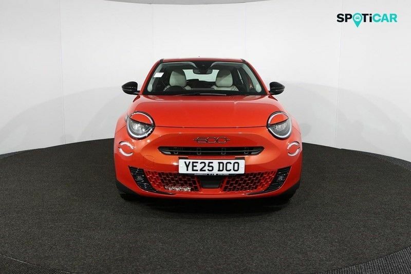 Fiat 600 1.2 Mhev Suv Hybrid E-dct Euro 6 Ss Orange #2
