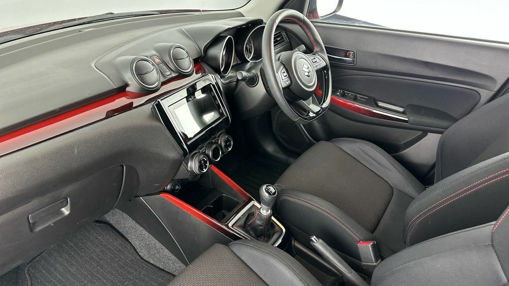 Suzuki Swift 1.2 Mhev Motion  #8