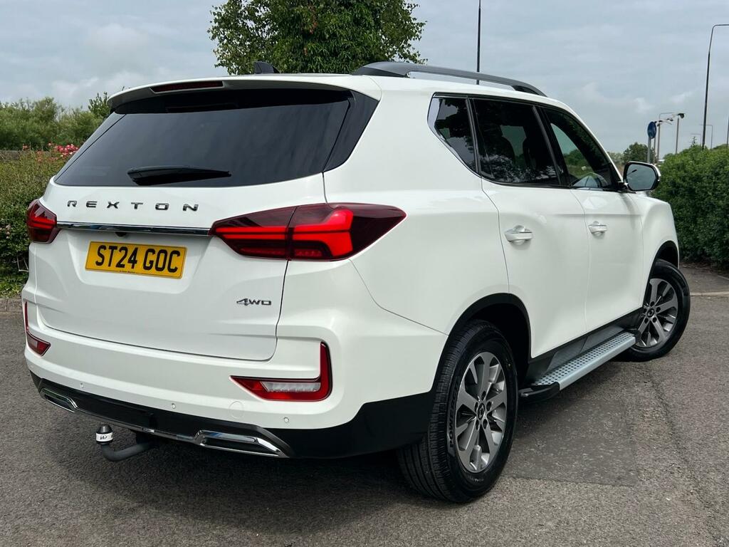 SsangYong Rexton 2.2 K30 White #2