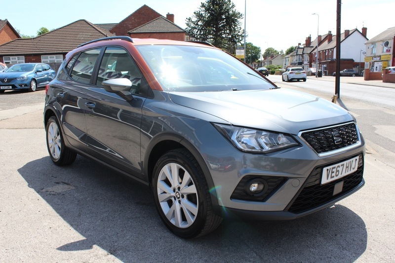 Seat Arona 1.0 Tsi Se Technology Grey #3