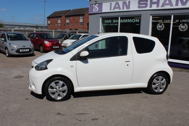 Toyota Aygo Vvt-i Fire White