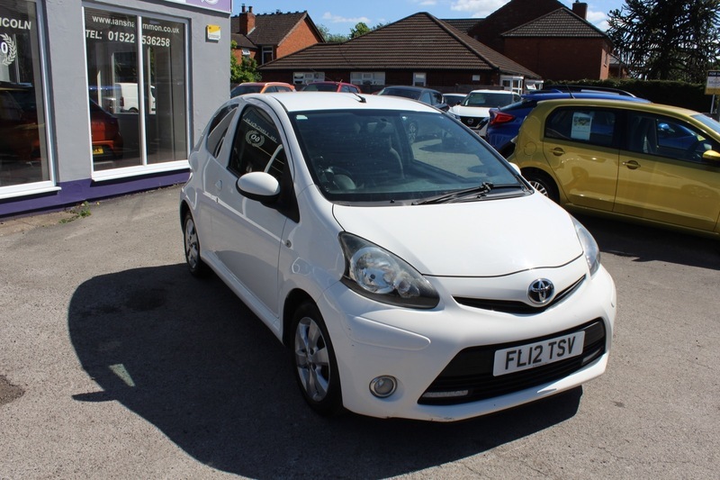 Toyota Aygo Vvt-i Fire White #6