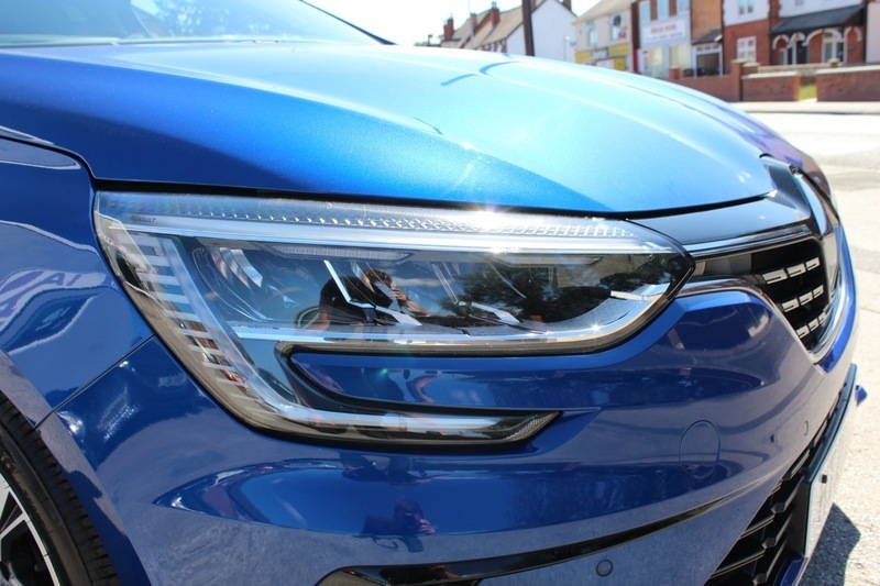 Renault Megane 1.5 Blue Dci Iconic Sport Tourer White #29