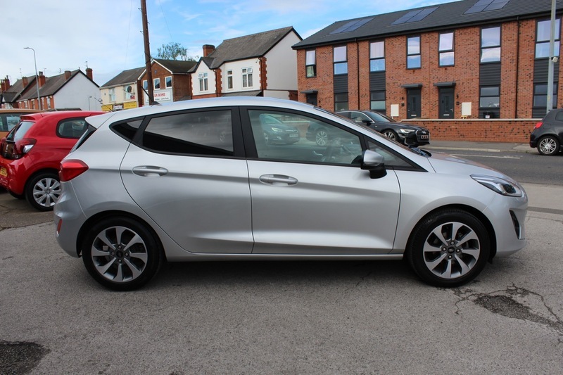 Ford Fiesta 1.1 Trend Five Door Silver #4