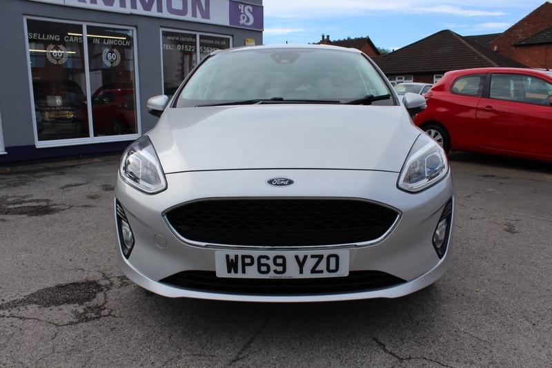 Ford Fiesta 1.1 Trend Five Door Silver #2