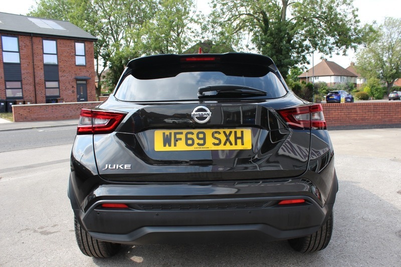 Nissan Juke Dig-t Tekna WF69SXH Black #6