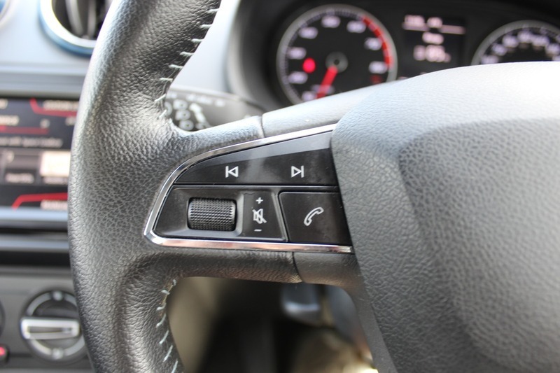 Seat Ibiza 1.4 Toca White #21