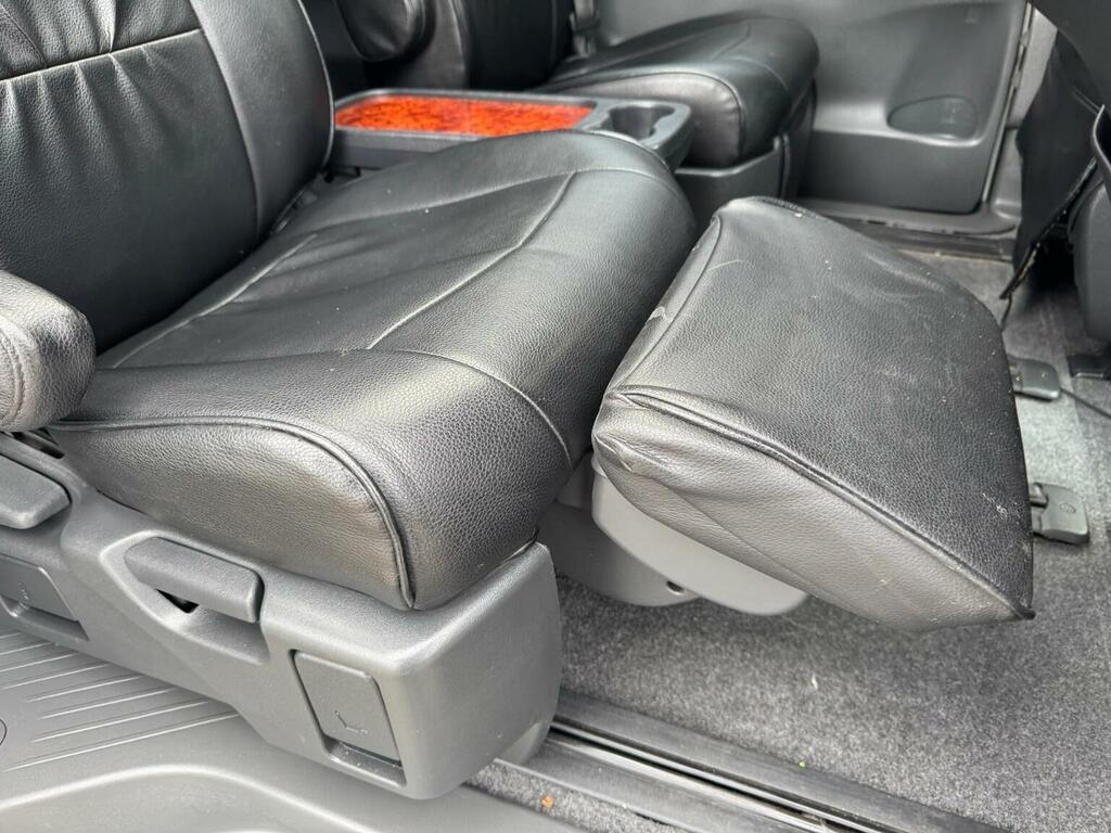 Toyota Estima 2.4 Hybrid 7 Seater Ulez White #33
