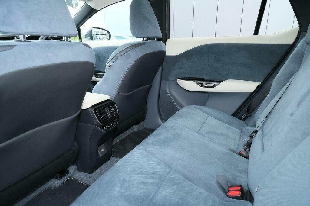 Lexus RZ Suv 450E 71.4Kwh Takumi Direct4 202424  #13