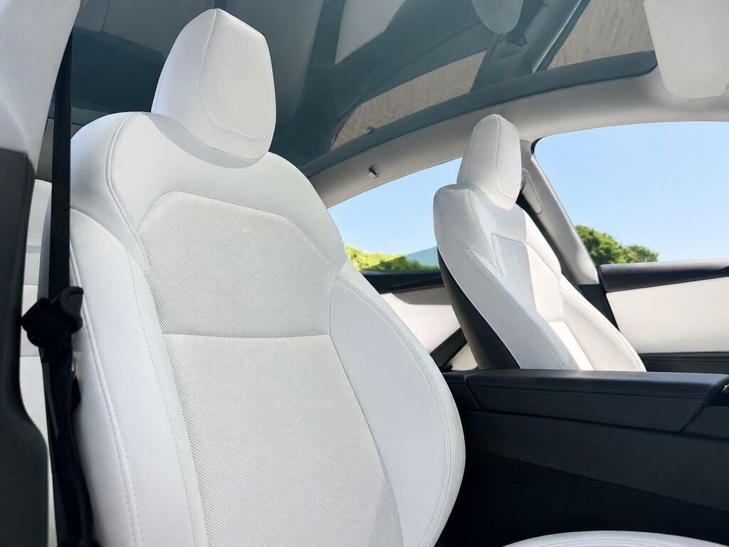 Tesla Model Y Suv 84.7Kwh Long Range Rwd 202575 BD75KZV #2