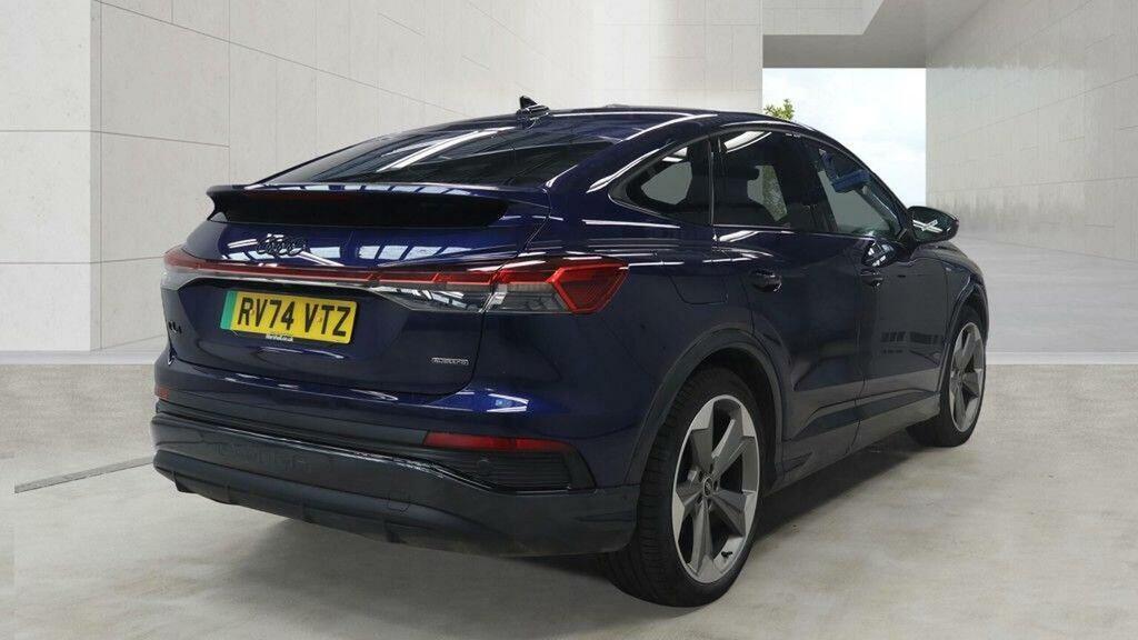 Audi Q4 E Tron Suv 45 Black Edition Sportback Quattro 82 RV74VTZ Blue #3