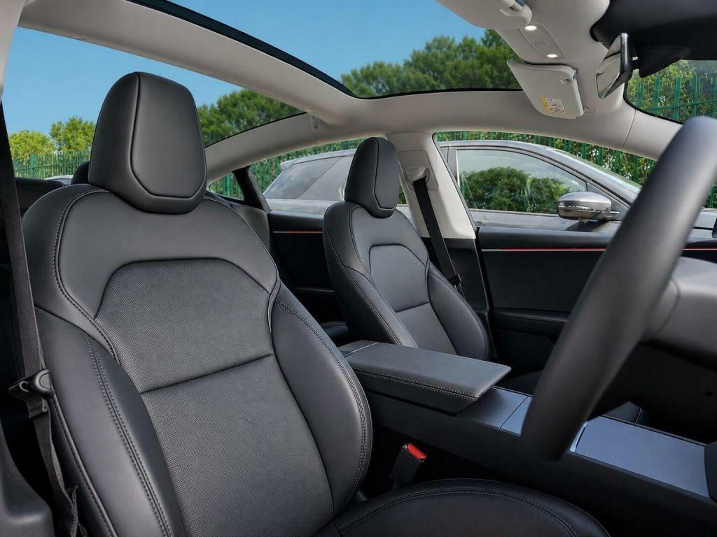 Tesla Model 3 Saloon Dual Motor Long Range 202271 White #28