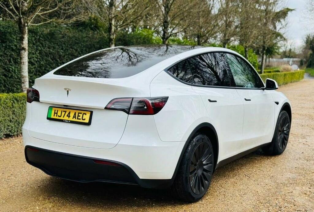 Tesla Model Y Suv Rwd 202474 White #2