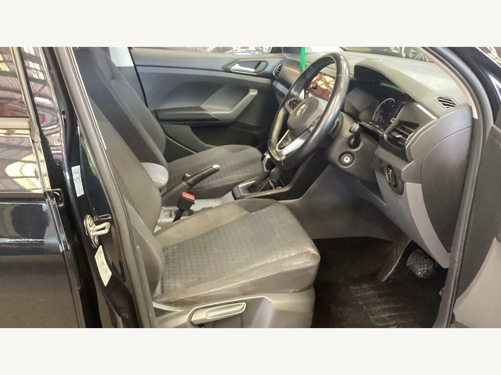 Volkswagen T-Cross Tsi Se Suv White #9