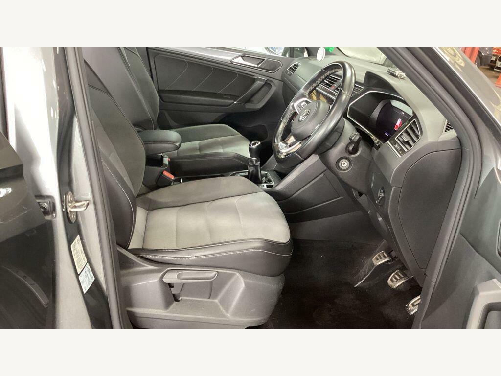 Volkswagen Tiguan Swb Se Nav 1.4 Tsi 2Wd 125Ps 6-Speed Grey #9