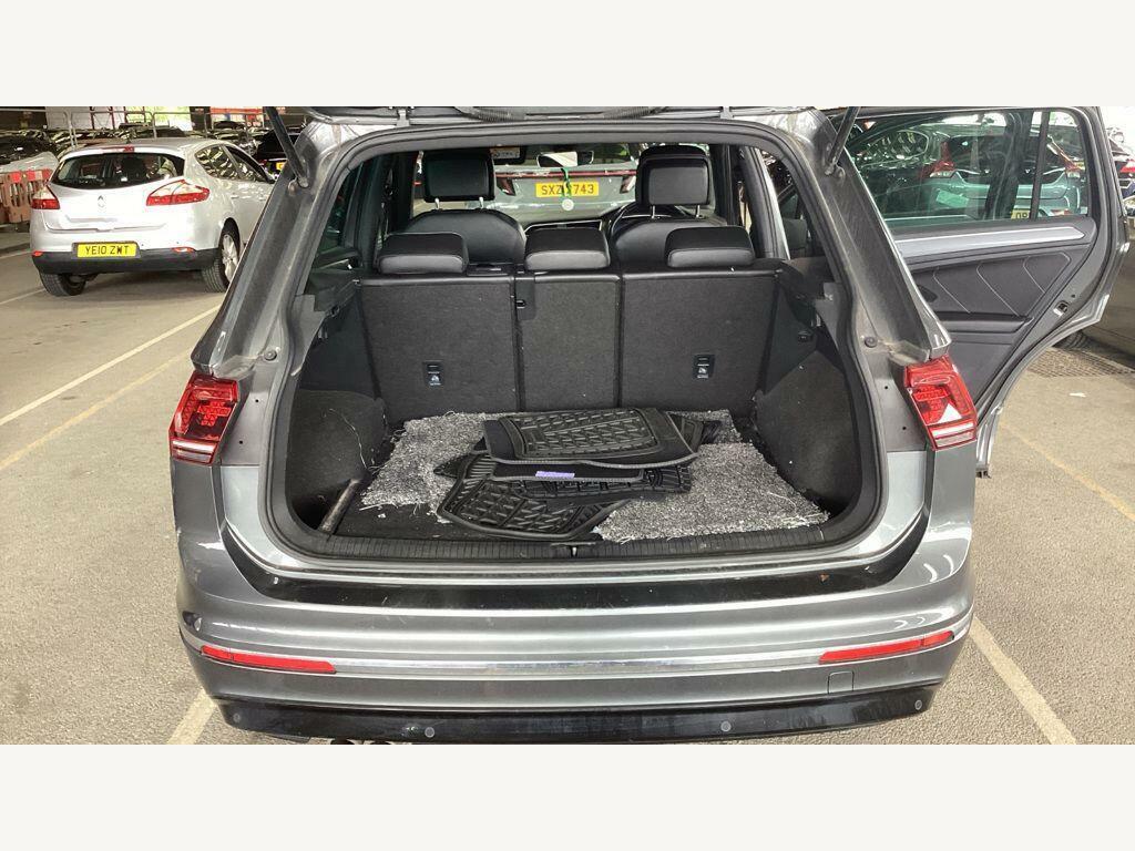 Volkswagen Tiguan Swb Se Nav 1.4 Tsi 2Wd 125Ps 6-Speed Grey #13