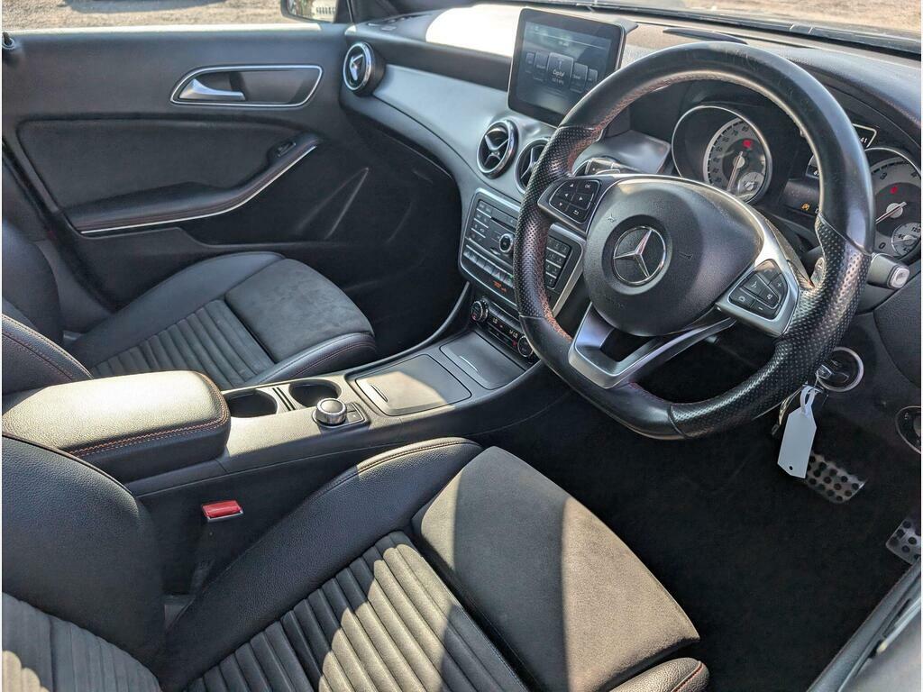 Mercedes-Benz GLA Class Amg Line Black #7