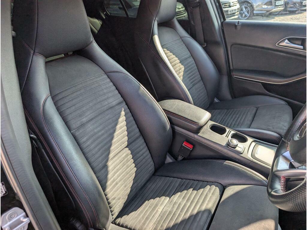 Mercedes-Benz GLA Class Amg Line Black #14