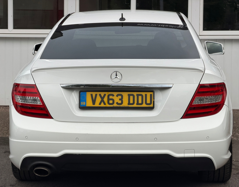 Mercedes-Benz C Class 1.6 Amg Sport Plus Coupe G-tronic Euro VX63DDU White #5