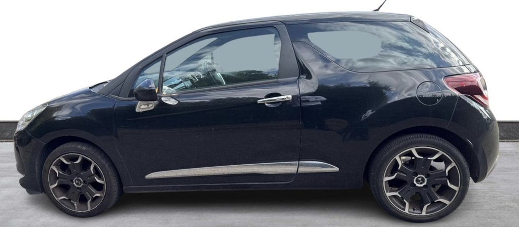 DS DS 3 Hatchback Black #3