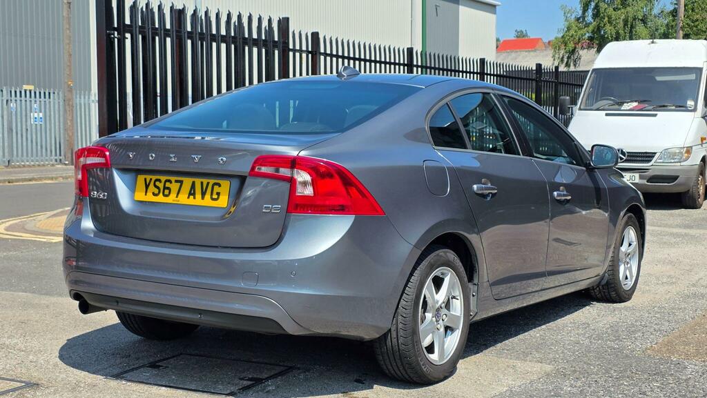 Volvo S60 D4 Se Lux Nav Red #7