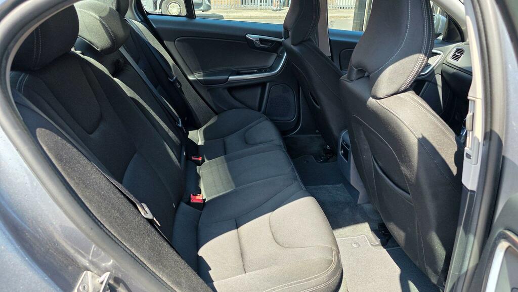 Volvo S60 D4 Se Lux Nav Red #10