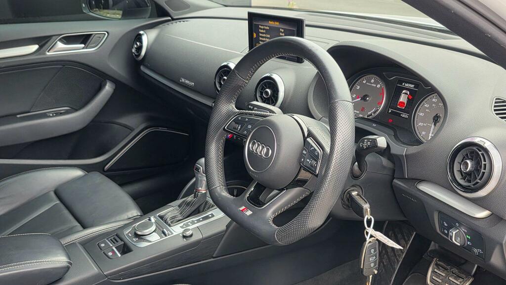 Audi S3 Black Ed Tfsi Quattro S-a Black #20
