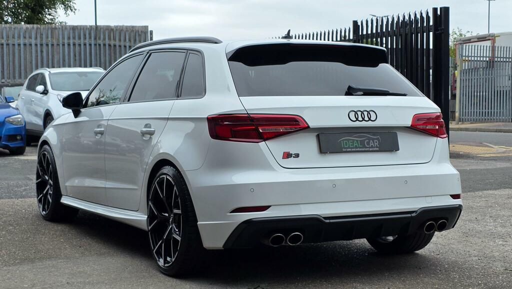 Audi S3 2.0 Tfsi Black Edition Sportback S Tronic Quattro White #2